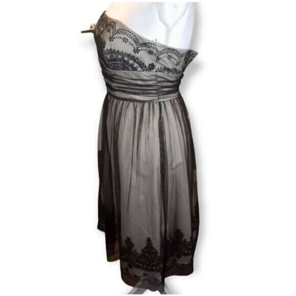 DAVID'S BRIDAL BLACK & NUDE STRAPLESS TULLE DRESS W/CAVIAR BEADING SZ.2 EUC - Picture 8 of 11